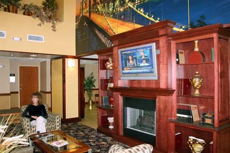 фото отеля Hampton Inn & Suites Richmond