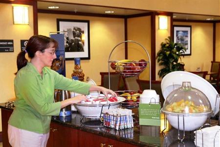 фото отеля Hampton Inn & Suites Richmond
