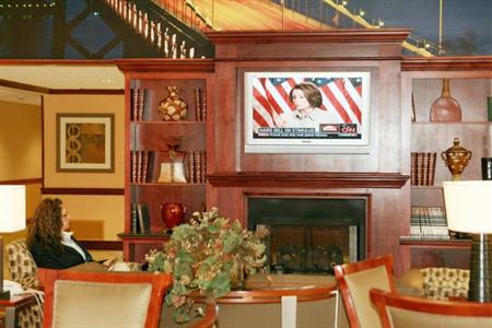 фото отеля Hampton Inn & Suites Richmond