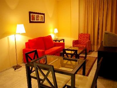 фото отеля Apartamentos Lux Sevilla Palacio
