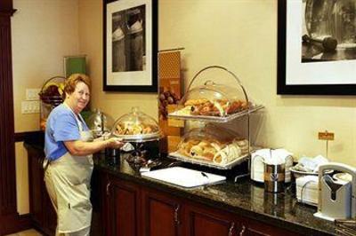 фото отеля Hampton Inn Toronto - Mississauga West