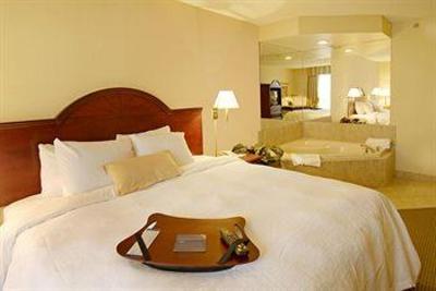 фото отеля Hampton Inn Toronto - Mississauga West