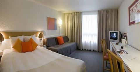 фото отеля Novotel Paris Pont de Sevres
