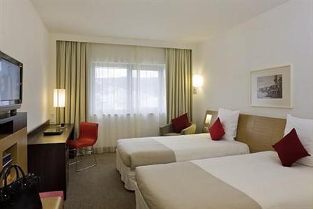 фото отеля Novotel Paris Pont de Sevres