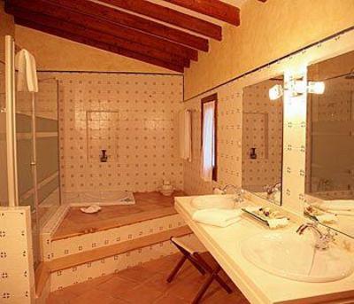 фото отеля Petit Hotel Alaro