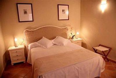 фото отеля Petit Hotel Alaro