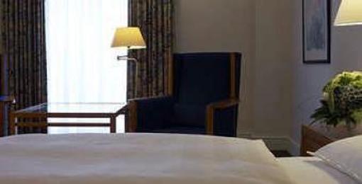 фото отеля Steigenberger Hotel Bad Pyrmont