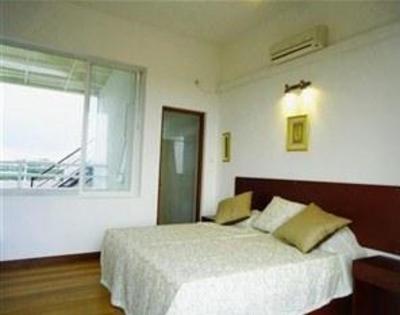 фото отеля Breeze Apartment