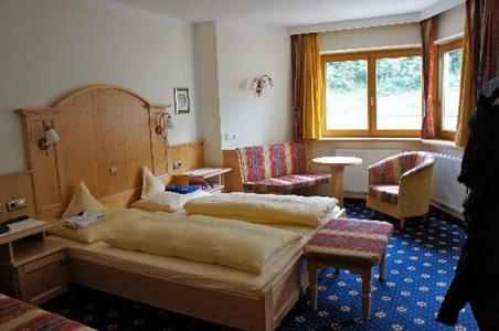 фото отеля Tirolerhof Hotel Tux
