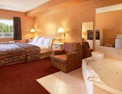 фото отеля Howard Johnson Inn Leamington