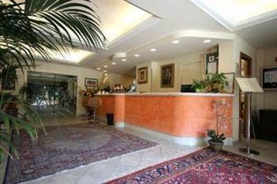 фото отеля Hotel Nedy Massa