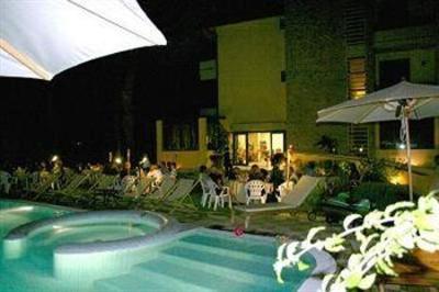 фото отеля Hotel Nedy Massa