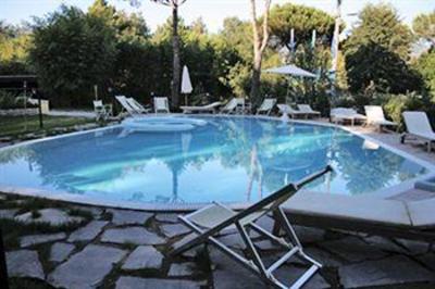 фото отеля Hotel Nedy Massa