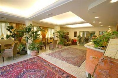 фото отеля Hotel Nedy Massa