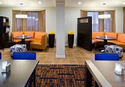 фото отеля Courtyard Hotel Saint Louis Airport Bridgeton