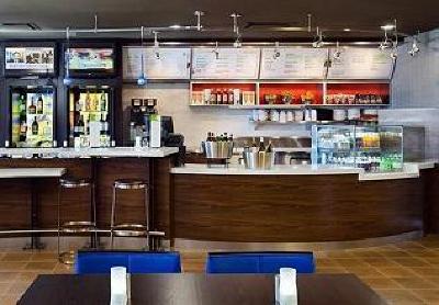 фото отеля Courtyard Hotel Saint Louis Airport Bridgeton