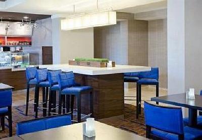 фото отеля Courtyard Hotel Saint Louis Airport Bridgeton