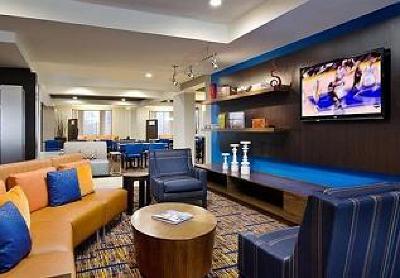 фото отеля Courtyard Hotel Saint Louis Airport Bridgeton