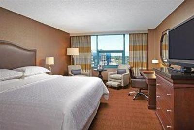 фото отеля Sheraton Hotel Cerritos