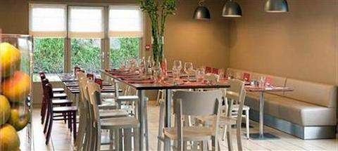 фото отеля Campanile Hotel Brie-Comte-Robert
