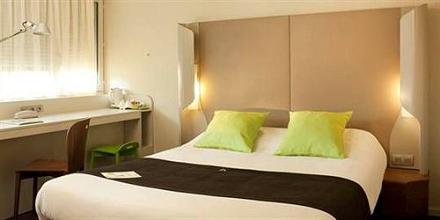 фото отеля Campanile Hotel Brie-Comte-Robert