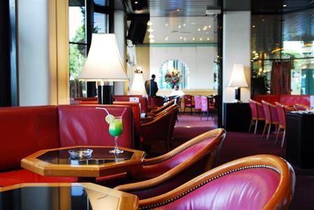 фото отеля Crowne Plaza Hotel Geneva