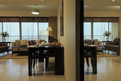 фото отеля Nuran Greens Residences Dubai