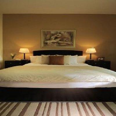 фото отеля Nuran Greens Residences Dubai
