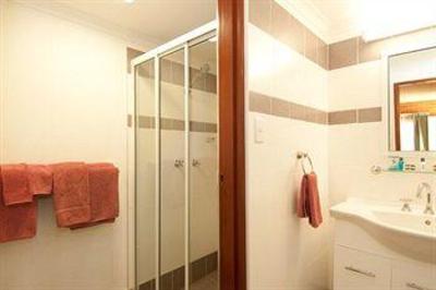 фото отеля New Olympic Motel