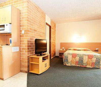 фото отеля New Olympic Motel