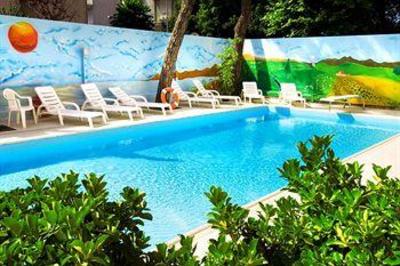 фото отеля Regina Elena 57 Hotel Rimini