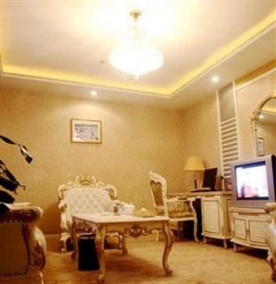 фото отеля Blue Whale Hotel