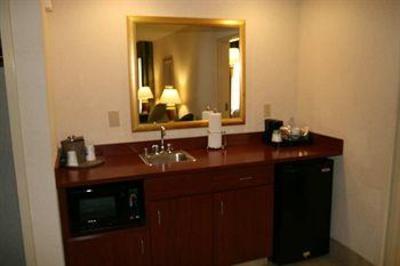 фото отеля Hampton Inn & Suites Springfield - Southwest