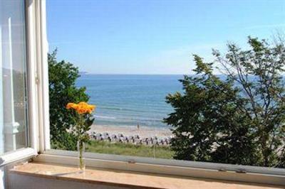 фото отеля Strandhotel Binz