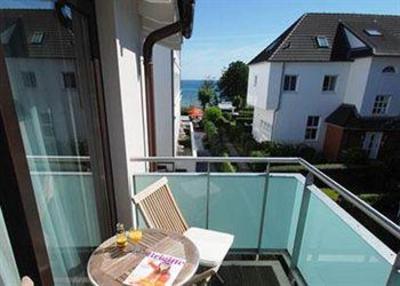 фото отеля Strandhotel Binz