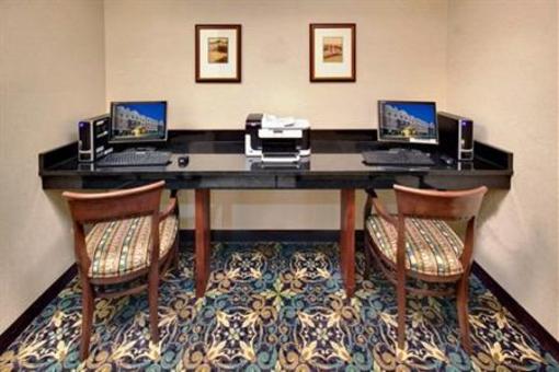фото отеля Staybridge Suites Rockford