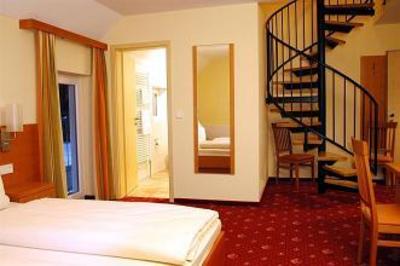 фото отеля Hotel & Landhaus Sonnenhof