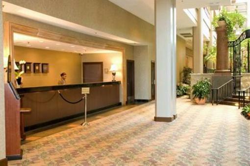 фото отеля Embassy Suites Hotel Chicago - Lombard / Oak Brook