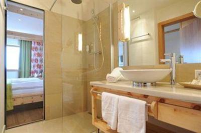 фото отеля Natur Und Wellness Hotel Höflehner Haus im Ennstal