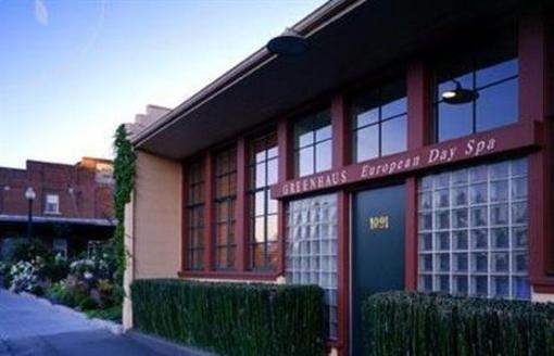 фото отеля Napa River Inn at the Historic Napa Mill