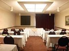 фото отеля Howard Johnson Inn & Suites - Toronto East