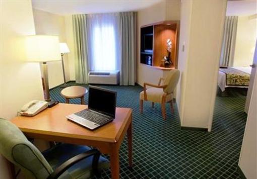 фото отеля Fairfield Inn Warner Robins