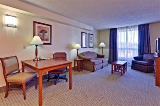 фото отеля Staybridge Suites Memphis - Poplar Ave East