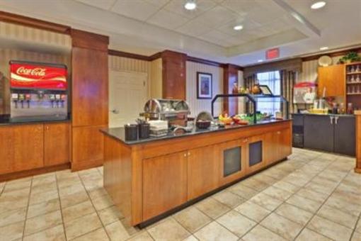 фото отеля Staybridge Suites Memphis - Poplar Ave East