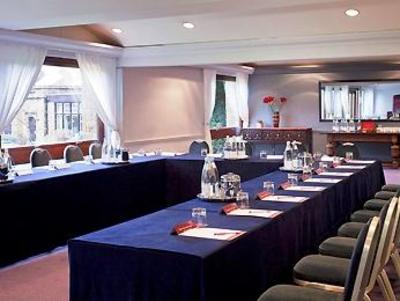 фото отеля Mercure Whately Hall Hotel