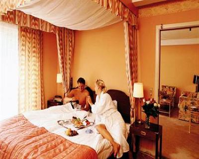 фото отеля Menstrup Kro Resort Hotel