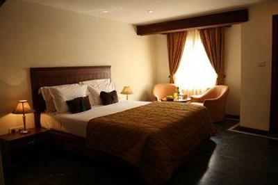 фото отеля Best Western Amrutha Castle Hotel Hyderabad