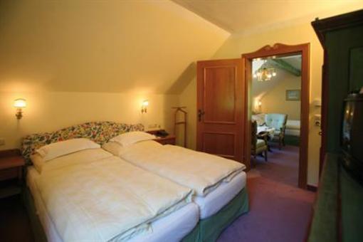 фото отеля Hoteldorf Gruner Baum