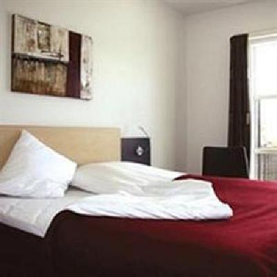 фото отеля Hillerod Hotel