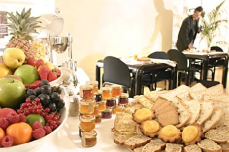 фото отеля La Perouse Hotel Nantes